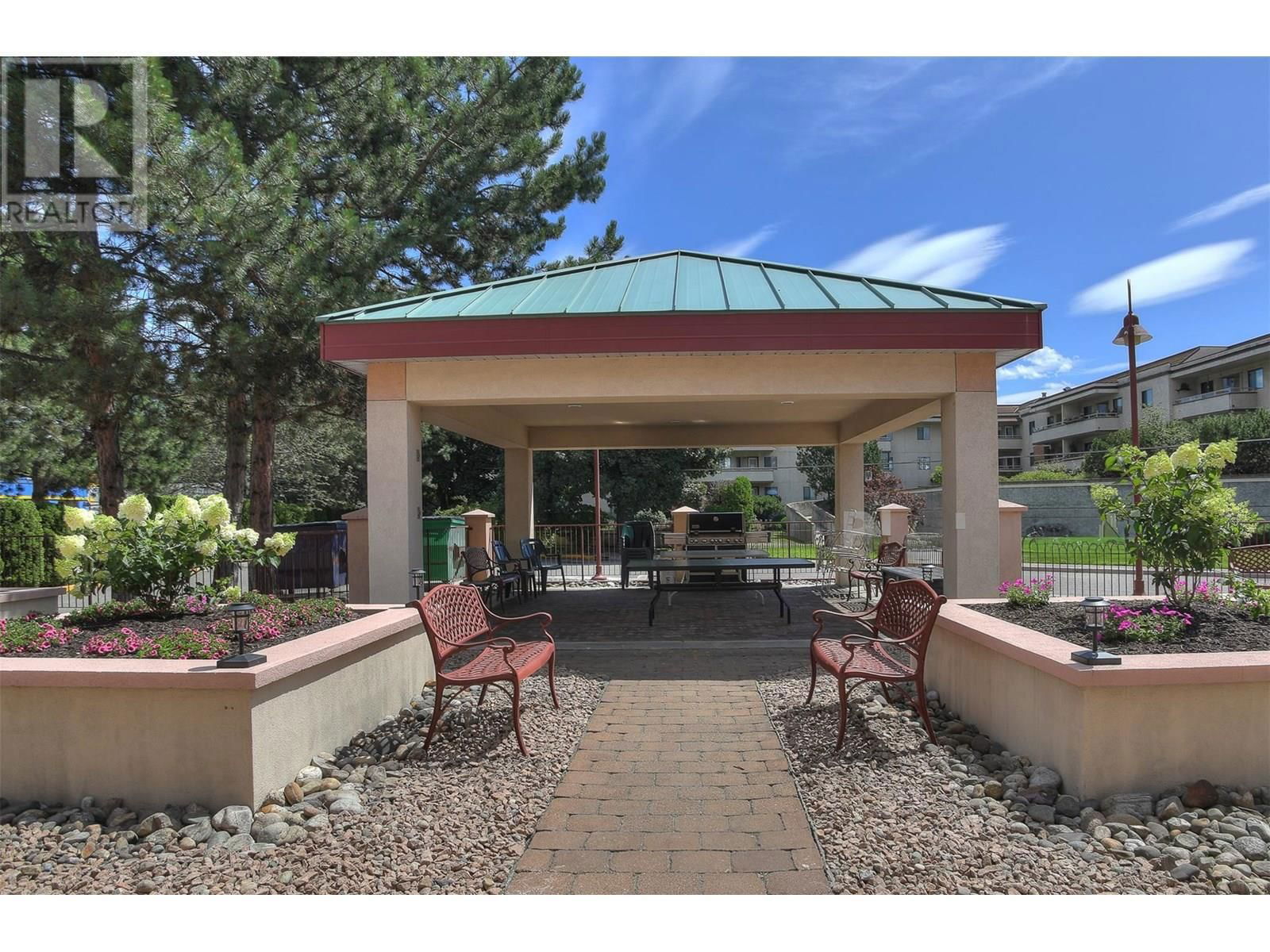 208 - 2388 BARON ROAD Image 4