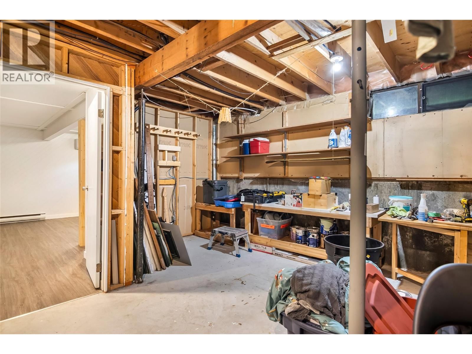 Listing Image 46
