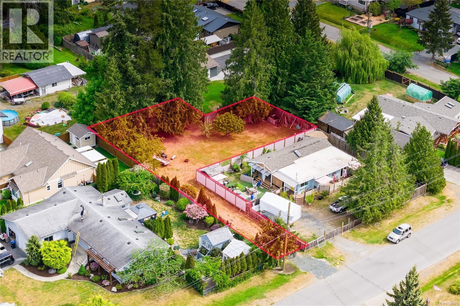 1307 Woodland Drive