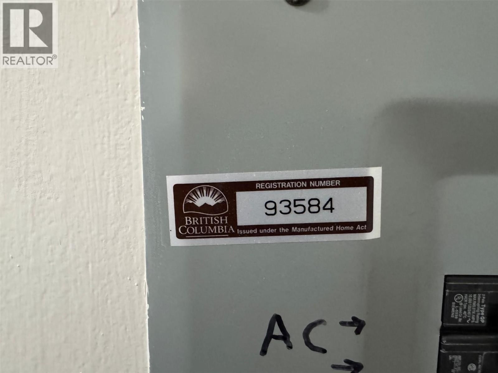 E4 - 5455 ALMOND GARDENS ROAD Image 23