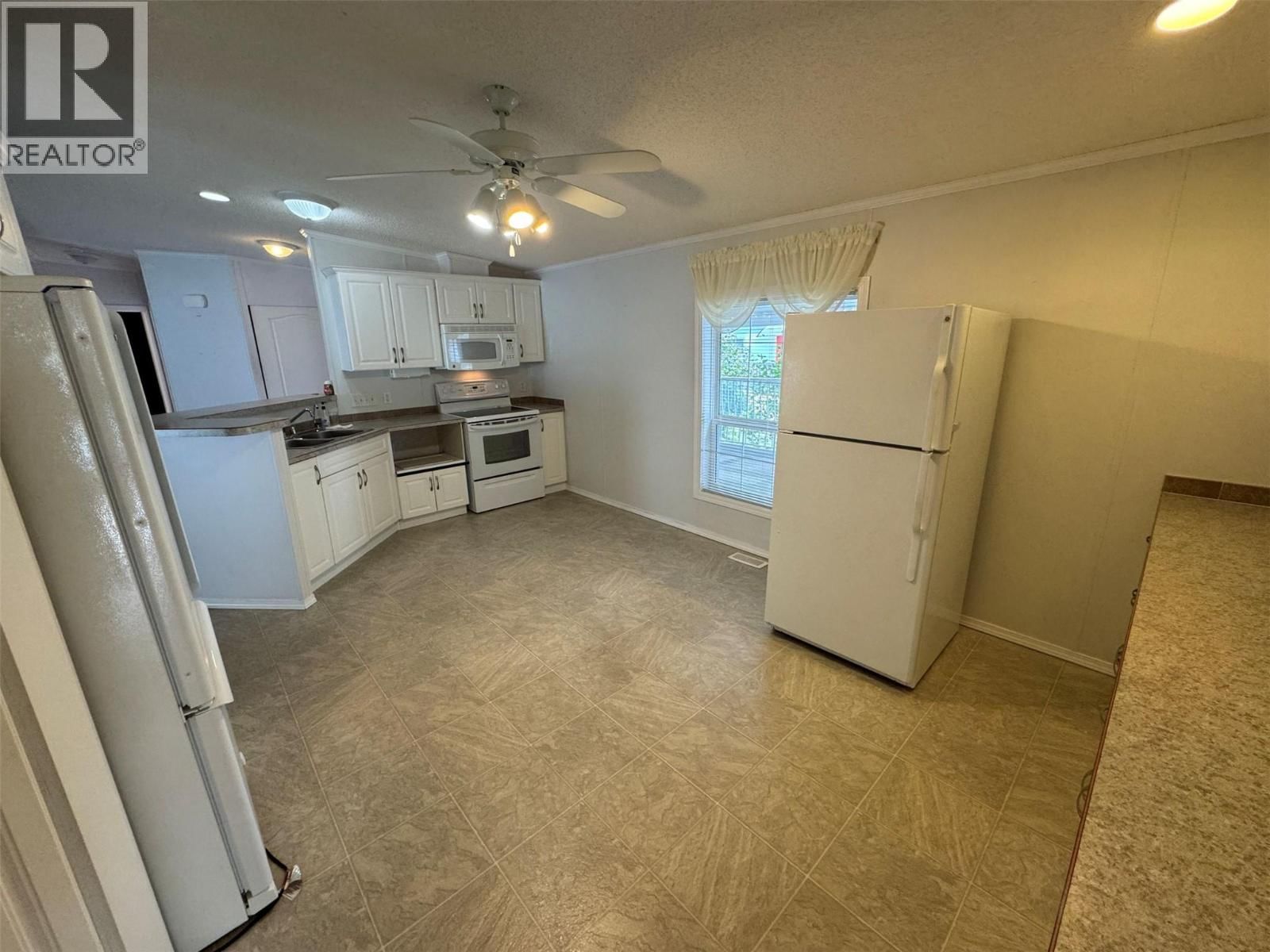 E4 - 5455 ALMOND GARDENS ROAD Image 8