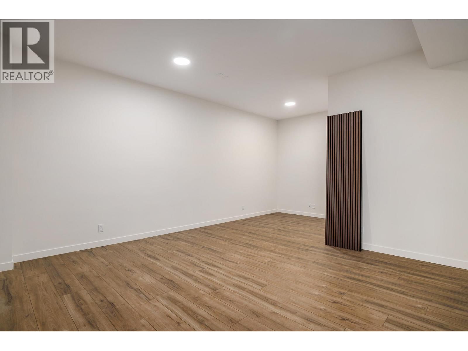 10274 BEACON HILL DRIVE Image 26