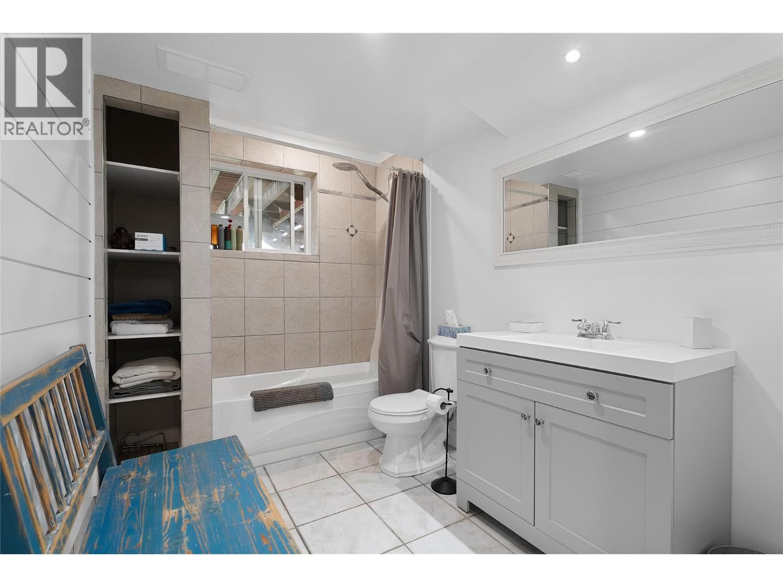 2176 BLACKWELL AVENUE Image 37