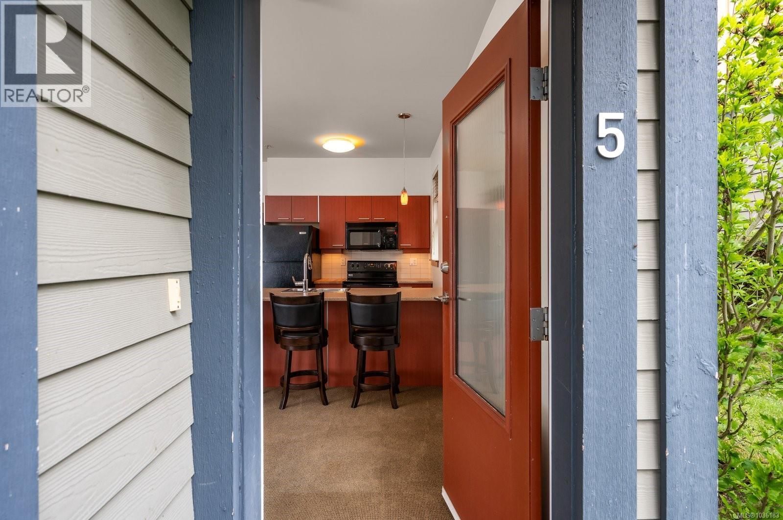 5 1406 Jingle Pot Road property photo