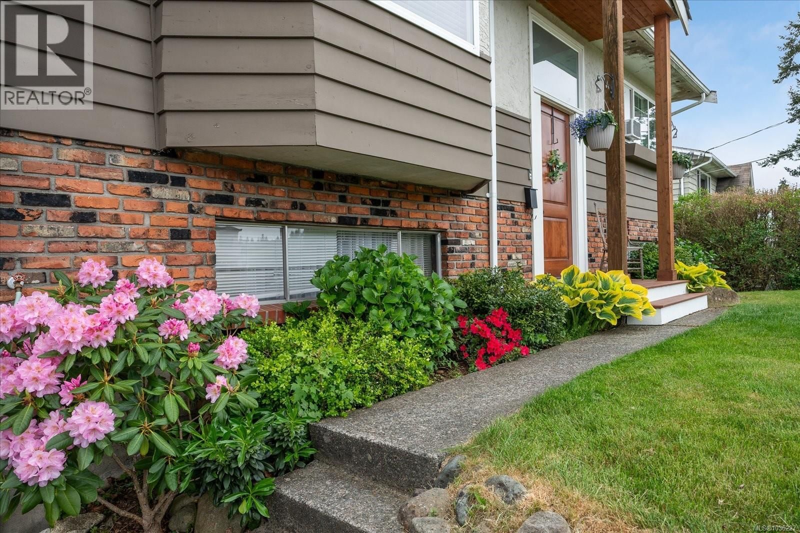5151 Metral Drive property photo