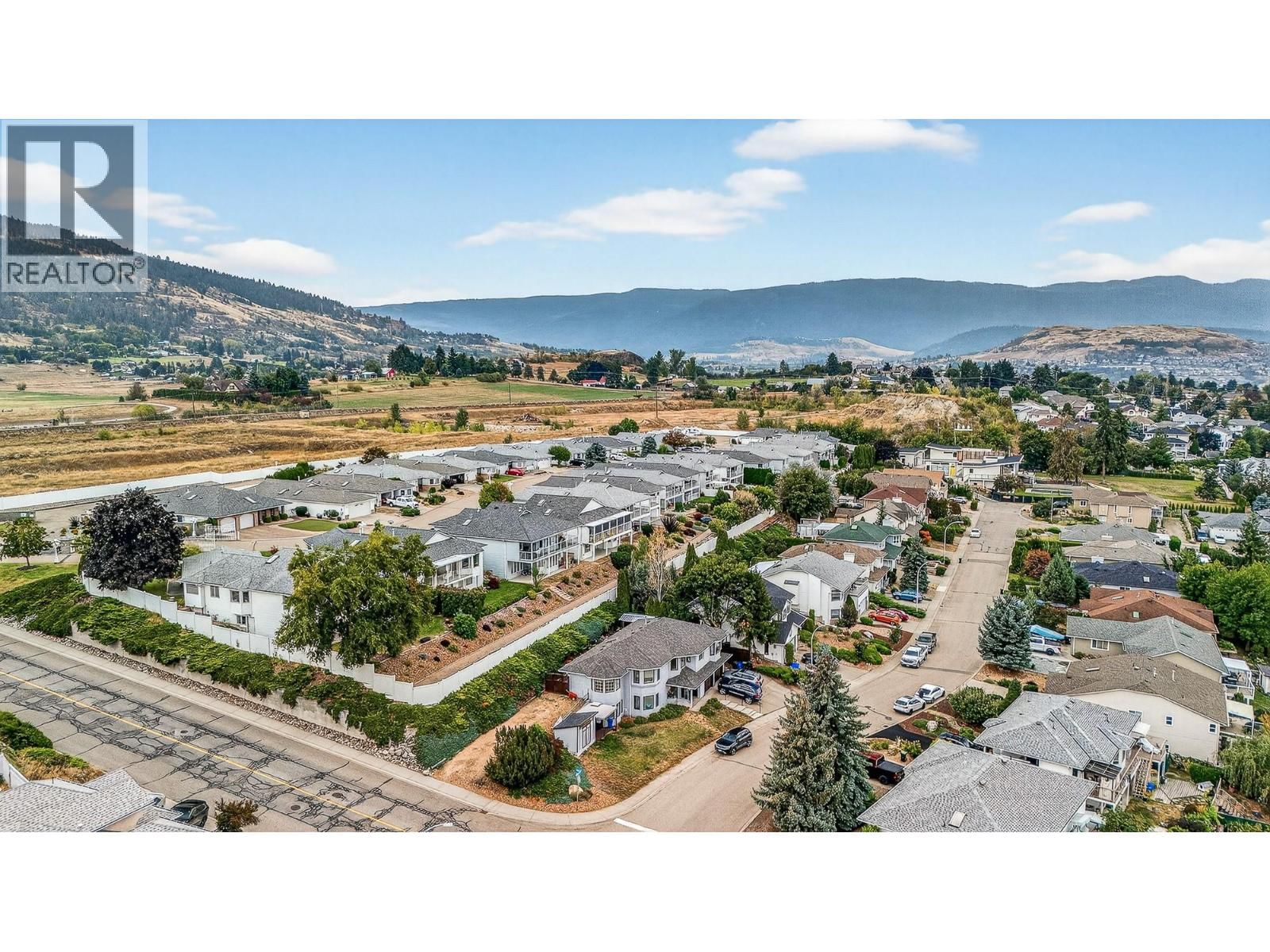 4221 WELLINGTON DRIVE Image 54