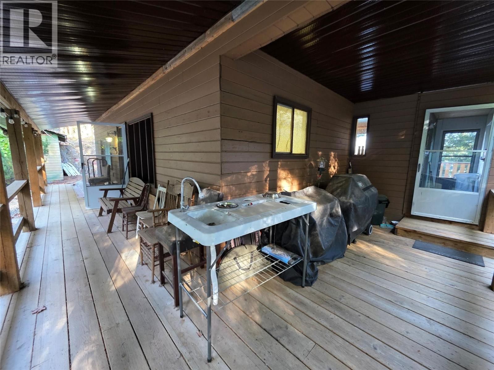 6453 PINAUS LAKE ROAD Image 32