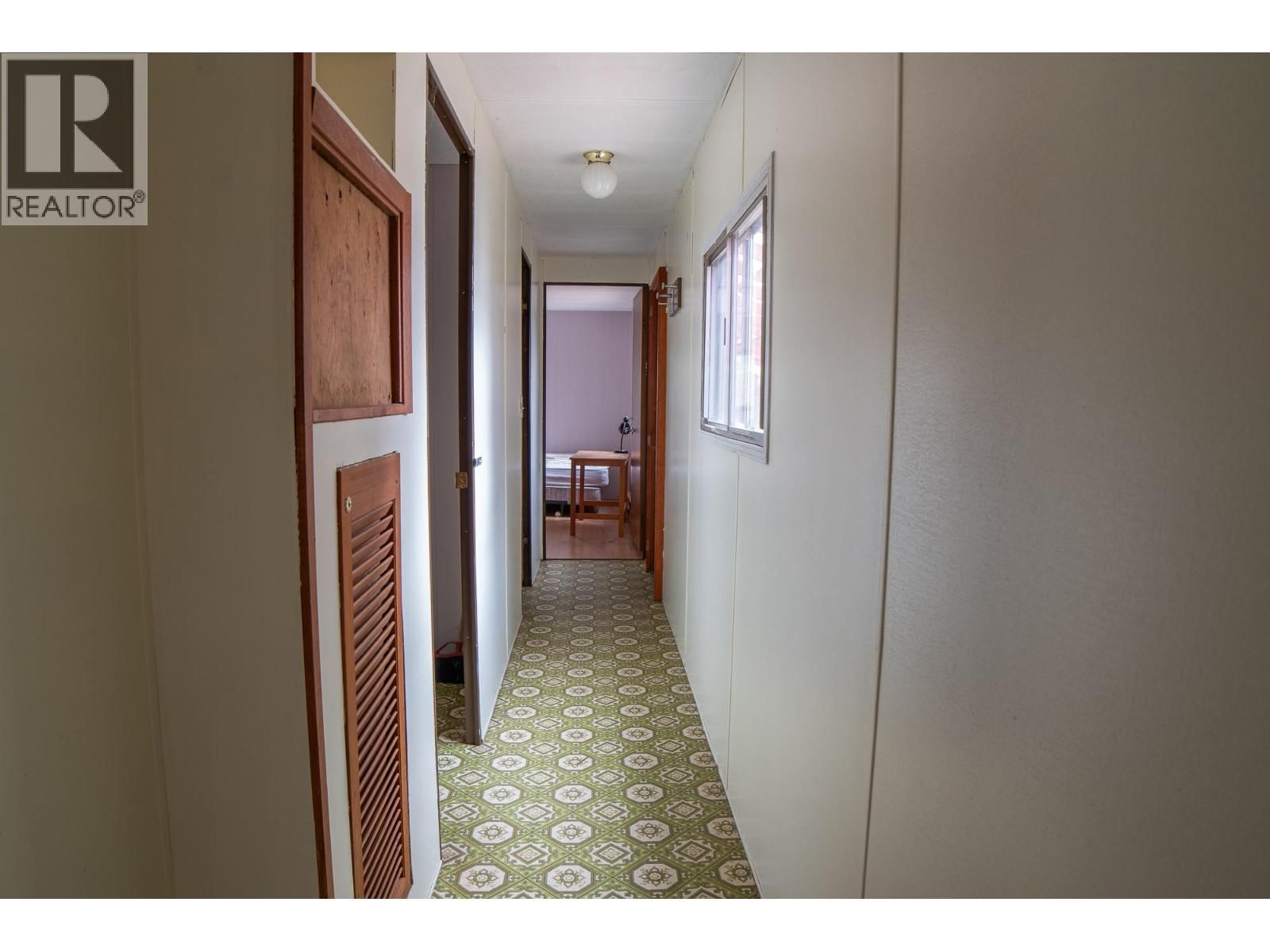 9308 MAIN STREET Image 7