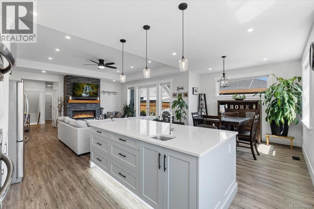 389 Whitmee Road property photo