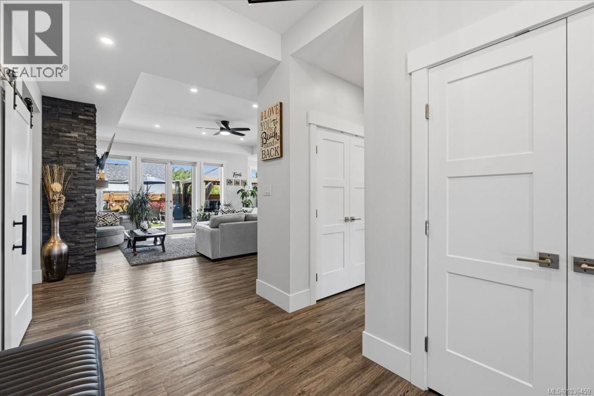 389 Whitmee Road property photo