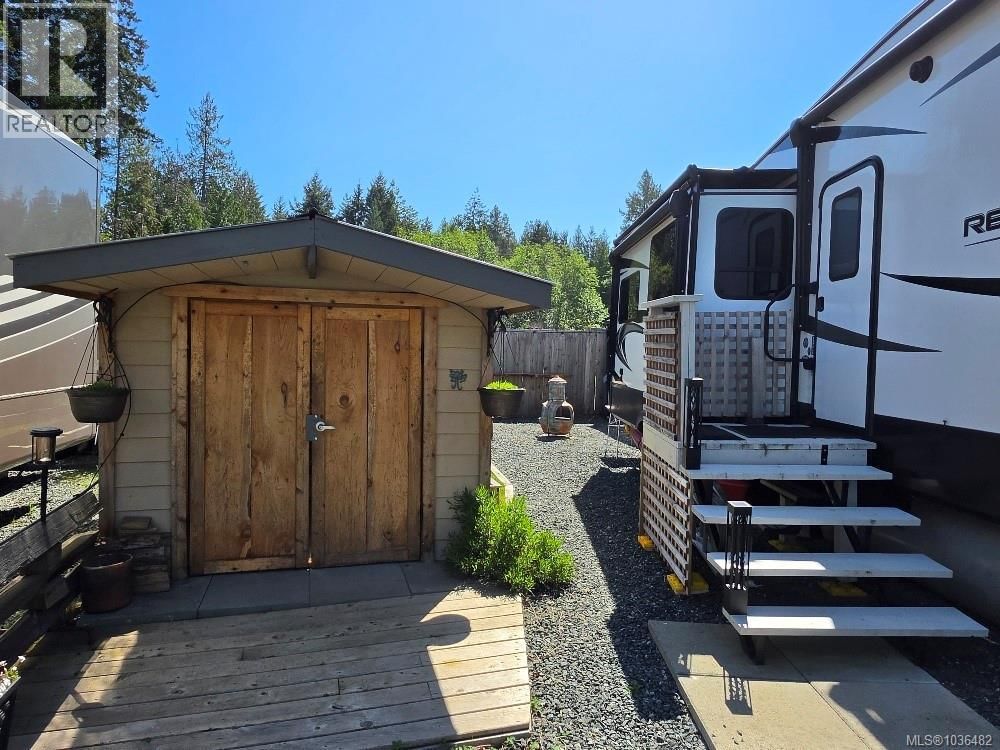 58 6050 Island Highway property photo
