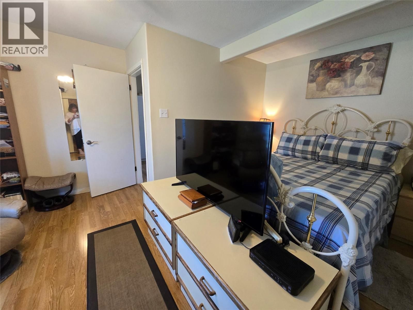 7816 89TH STREET Image 11