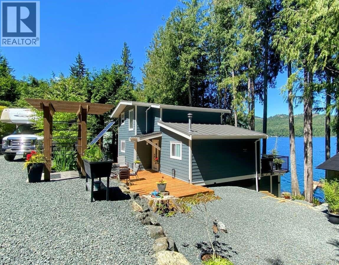 2274 South Lake Road property photo