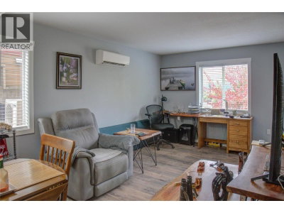 1070 1 Street Southeast | Salmon Arm British Columbia | Slide Image Seven