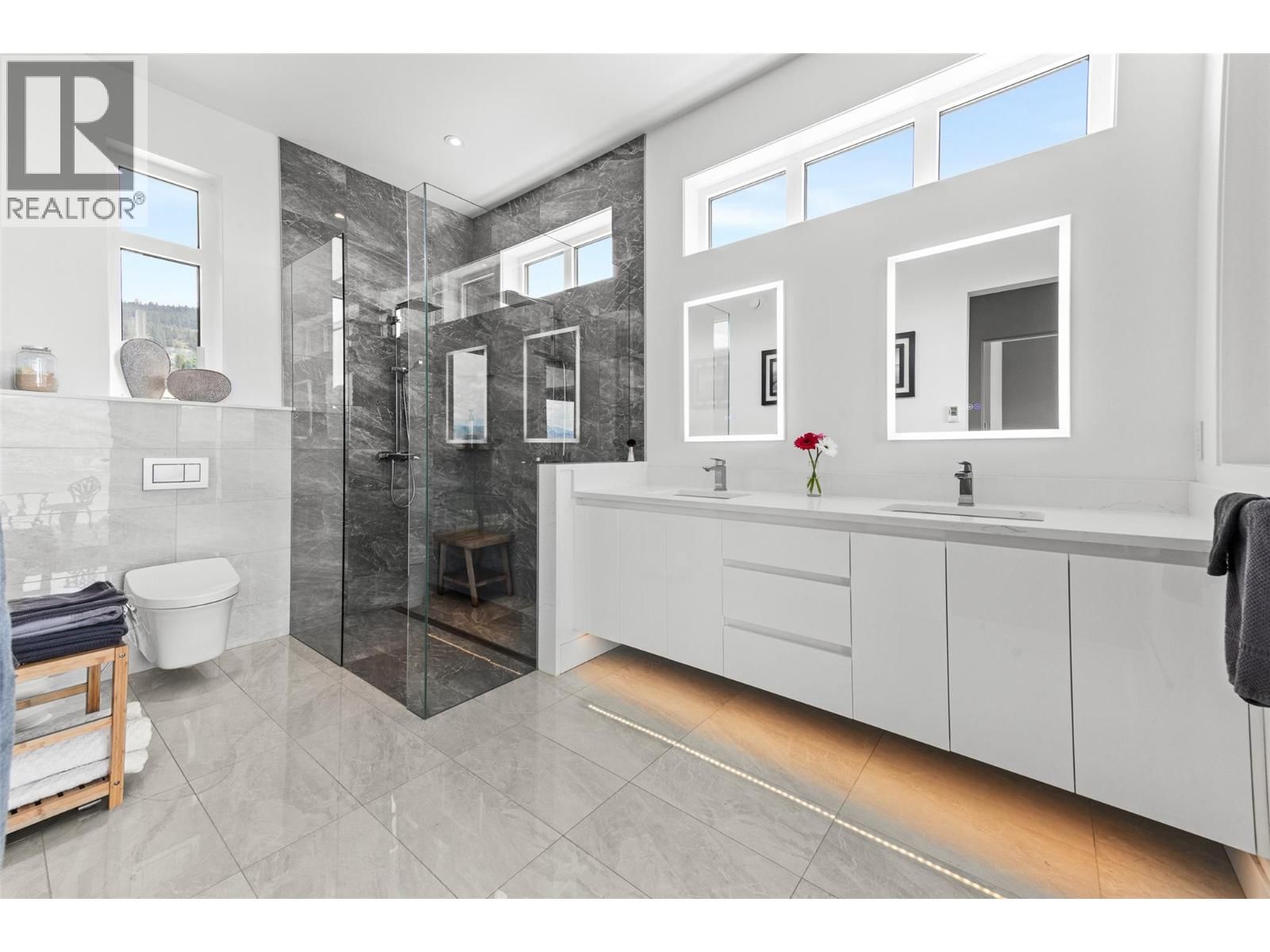 2805 AIKINS LOOP Image 41