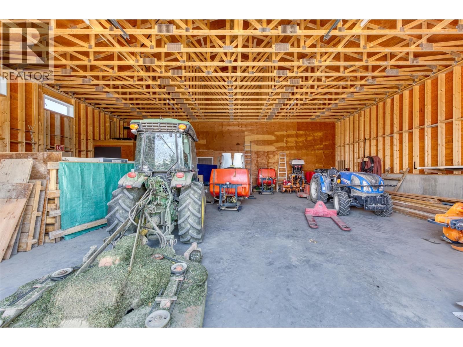 2805 AIKINS LOOP Image 77