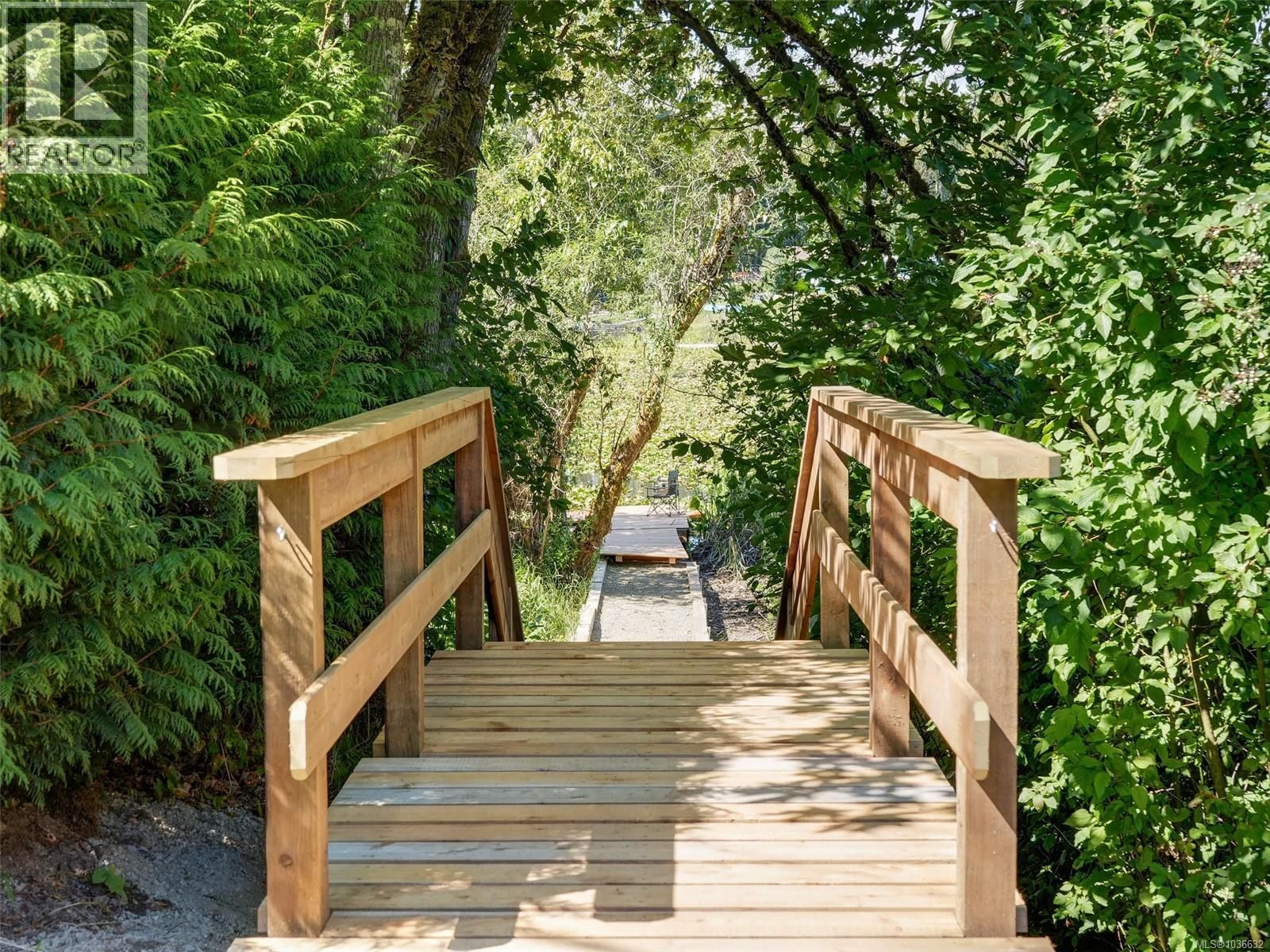 2391 Shawnigan Lake Road, Shawnigan Lake, British Columbia V8H 2H1