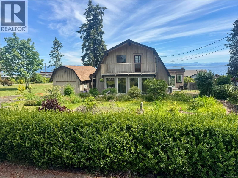 4854 KILMARNOCK Drive Courtenay British Columbia, V9N 9A5 - 3 Bedrooms Waterfront Home For sale