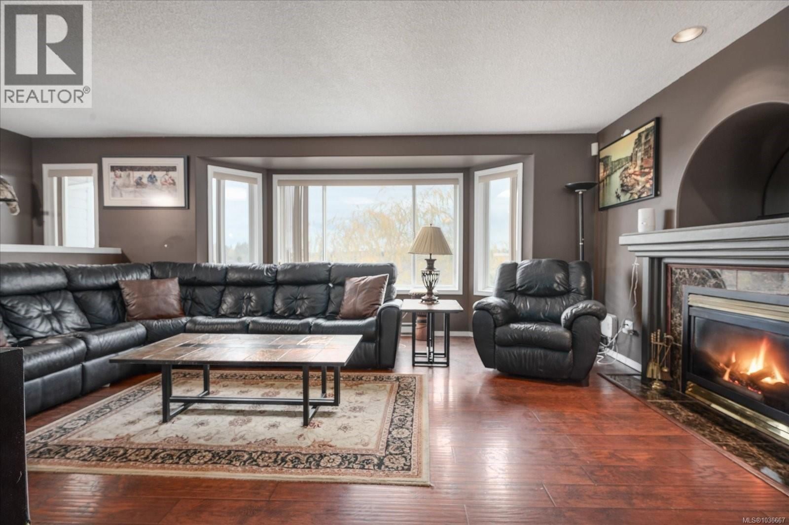 849 Inez Place property photo