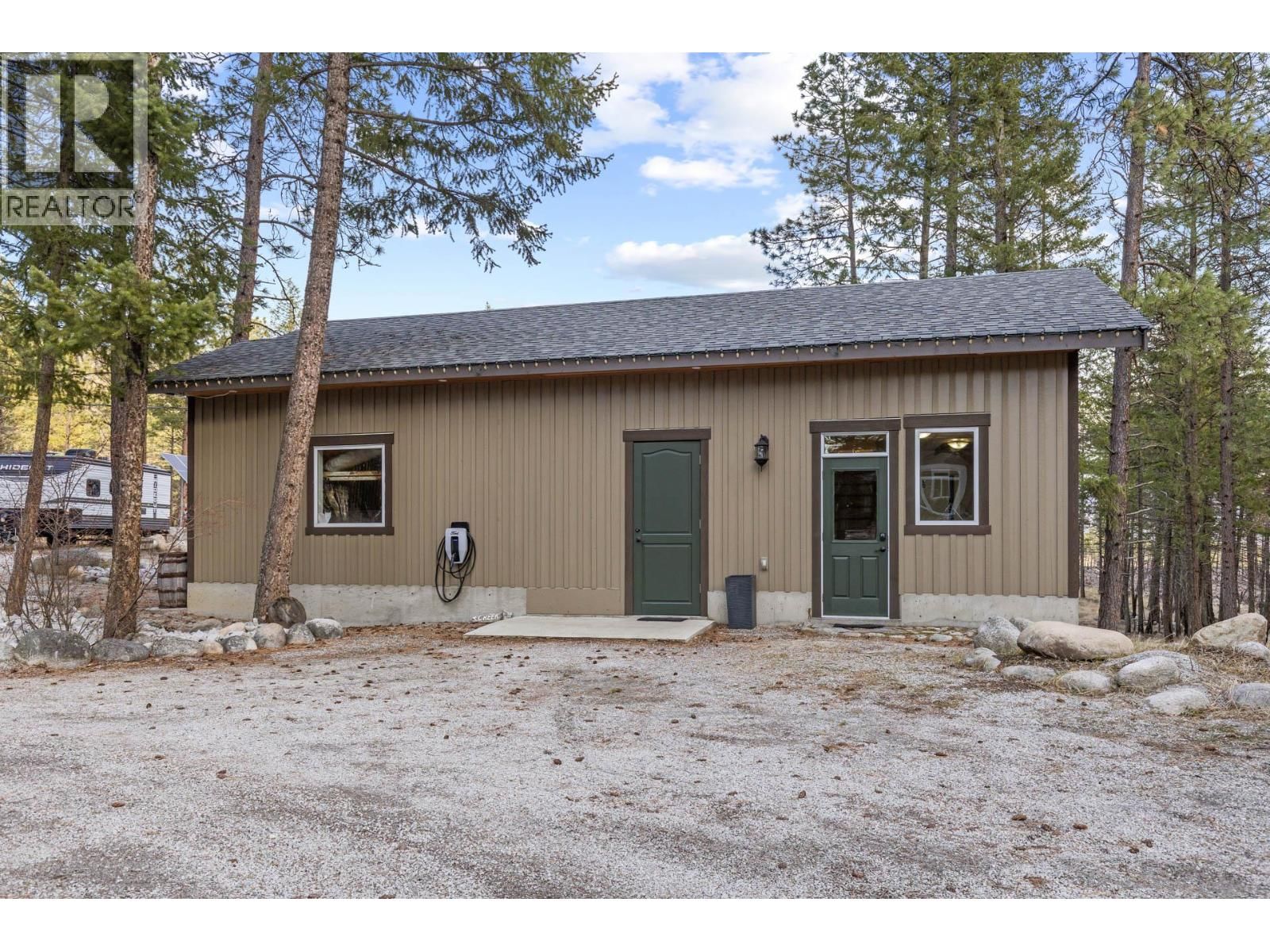 4802 TREPANIER ROAD Image 70