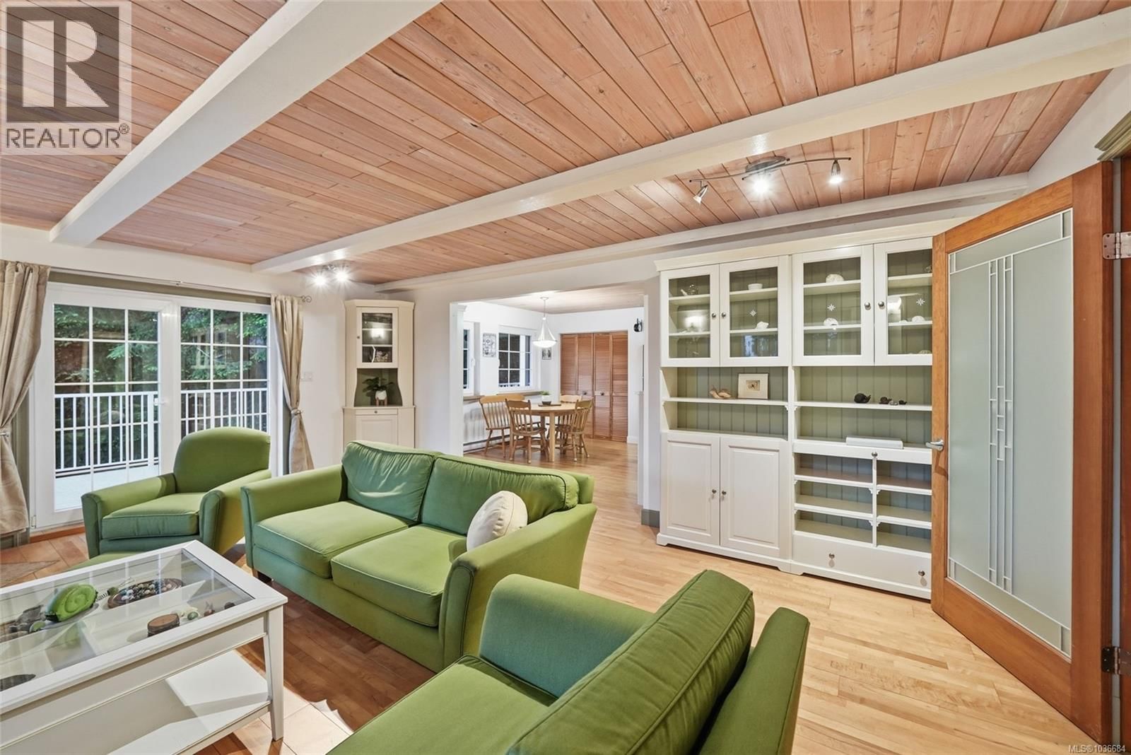 1973 Harlequin Crescent property photo
