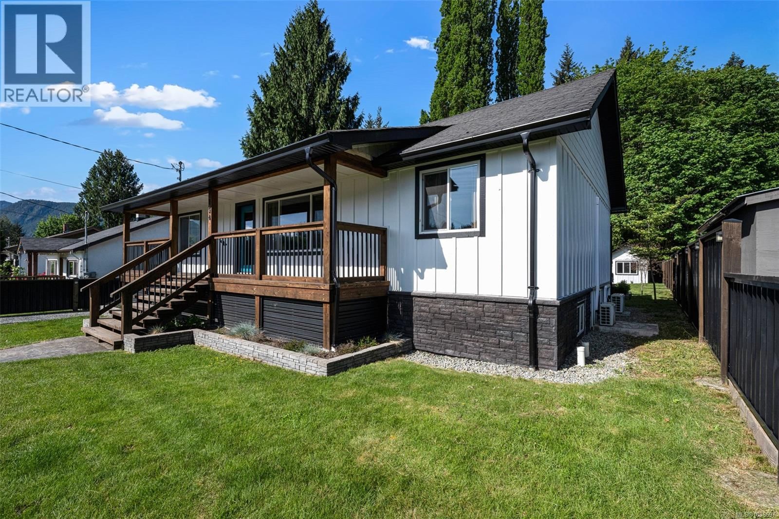154 MacDonald Road property photo