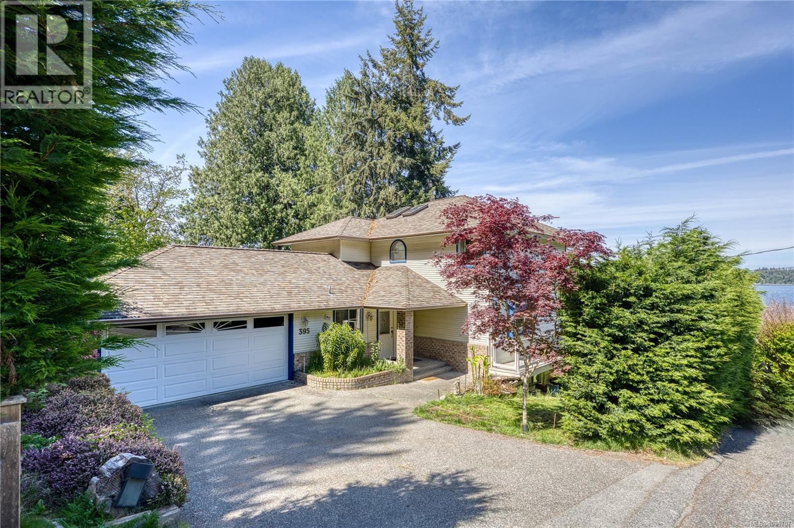 395 Woodley Road property photo