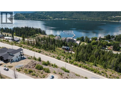 262 Bayview Drive | Sicamous British Columbia | Slide Image Twelve