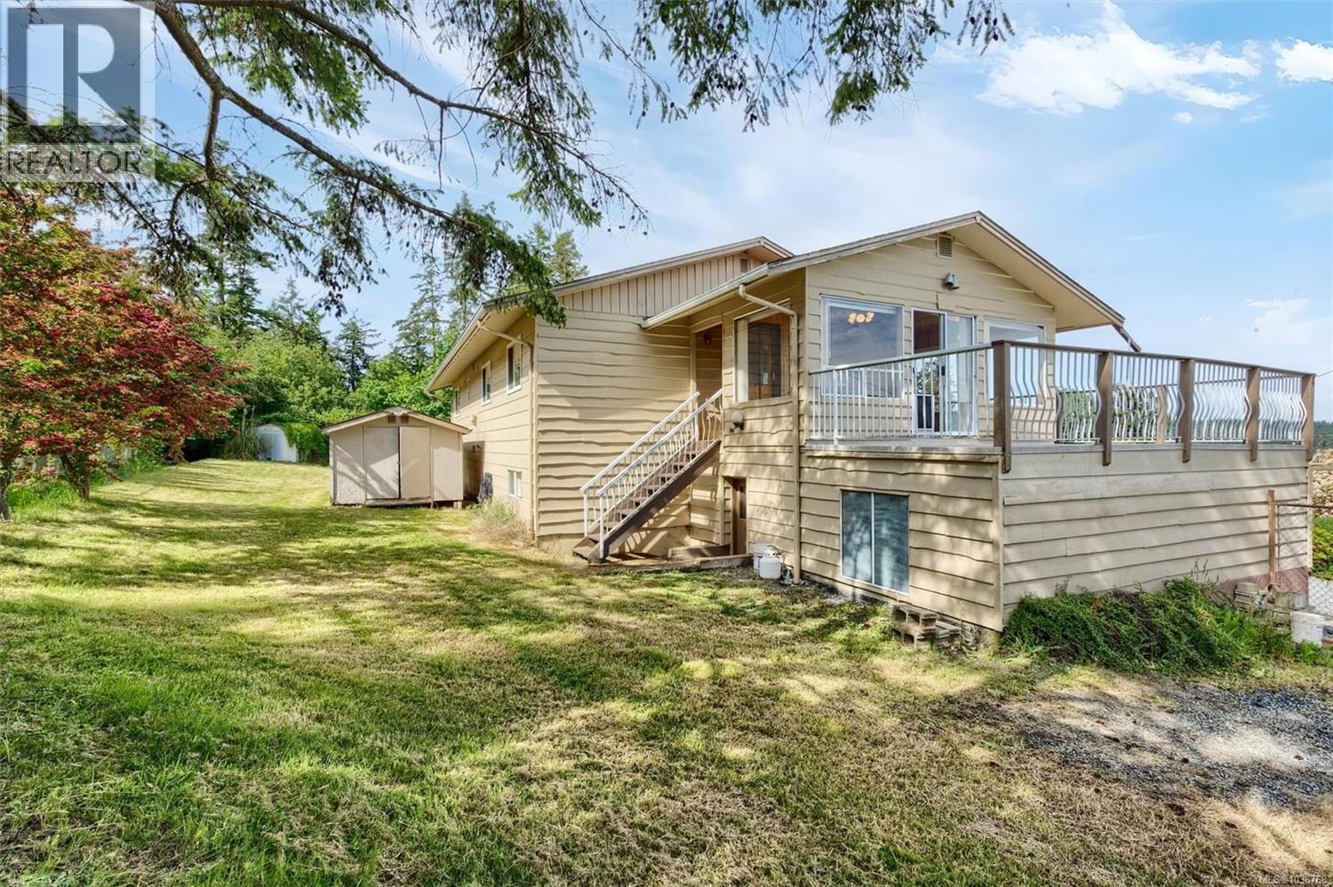 1421 Seaspray Boulevard property photo