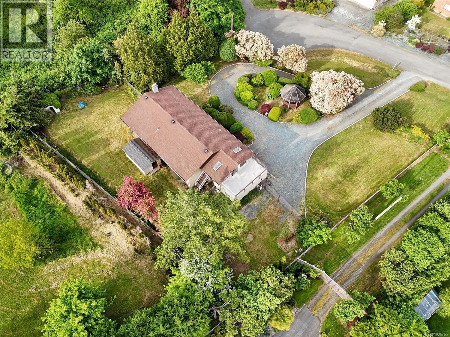 1421 Seaspray Boulevard property photo