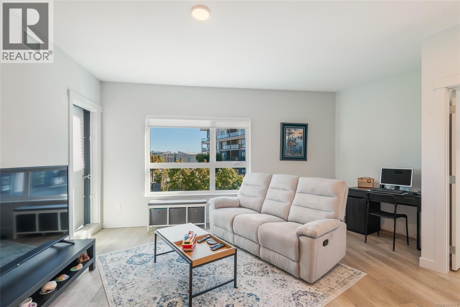204 164 Alberni Highway property photo
