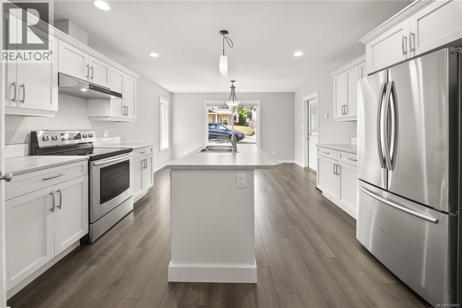 1730 Parhar Road property photo