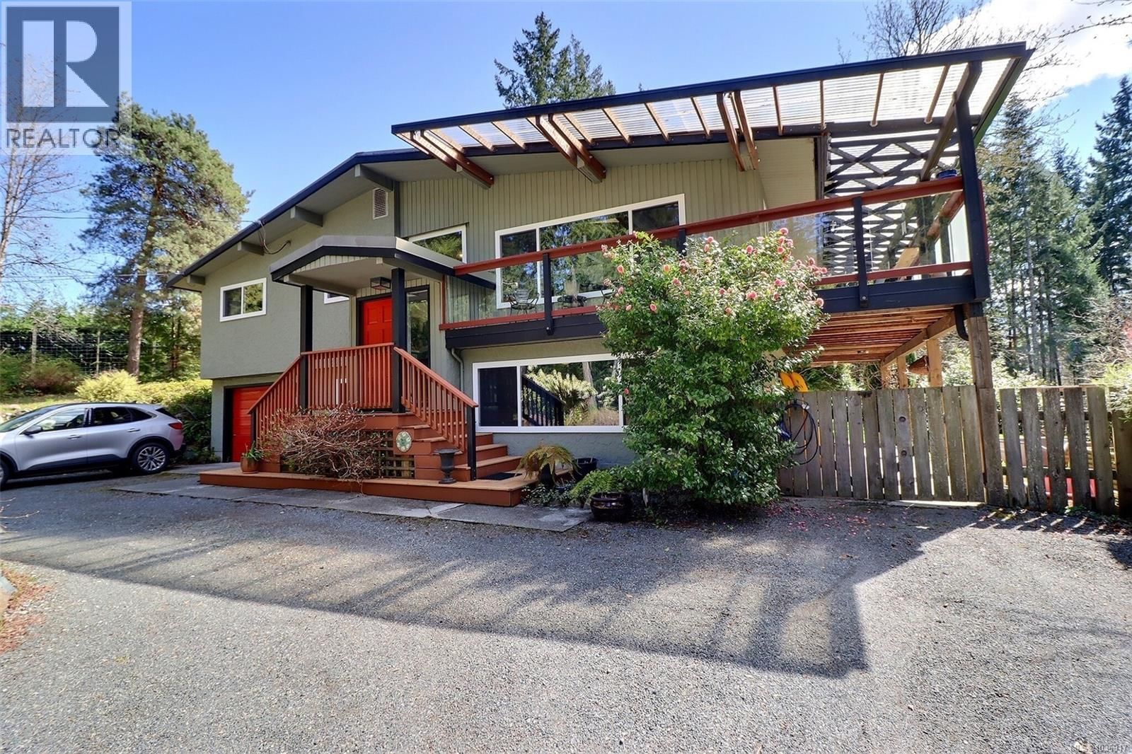 2128 Calais Road property photo