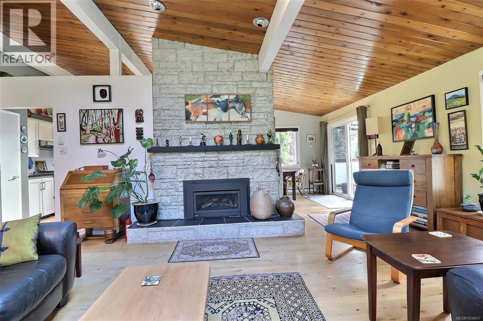 2128 Calais Road property photo