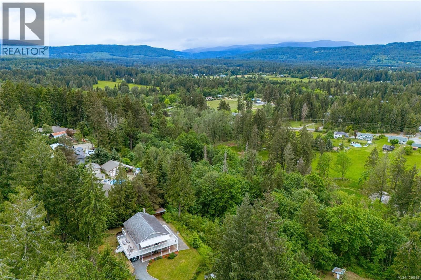 4041 Cambrai Road property photo