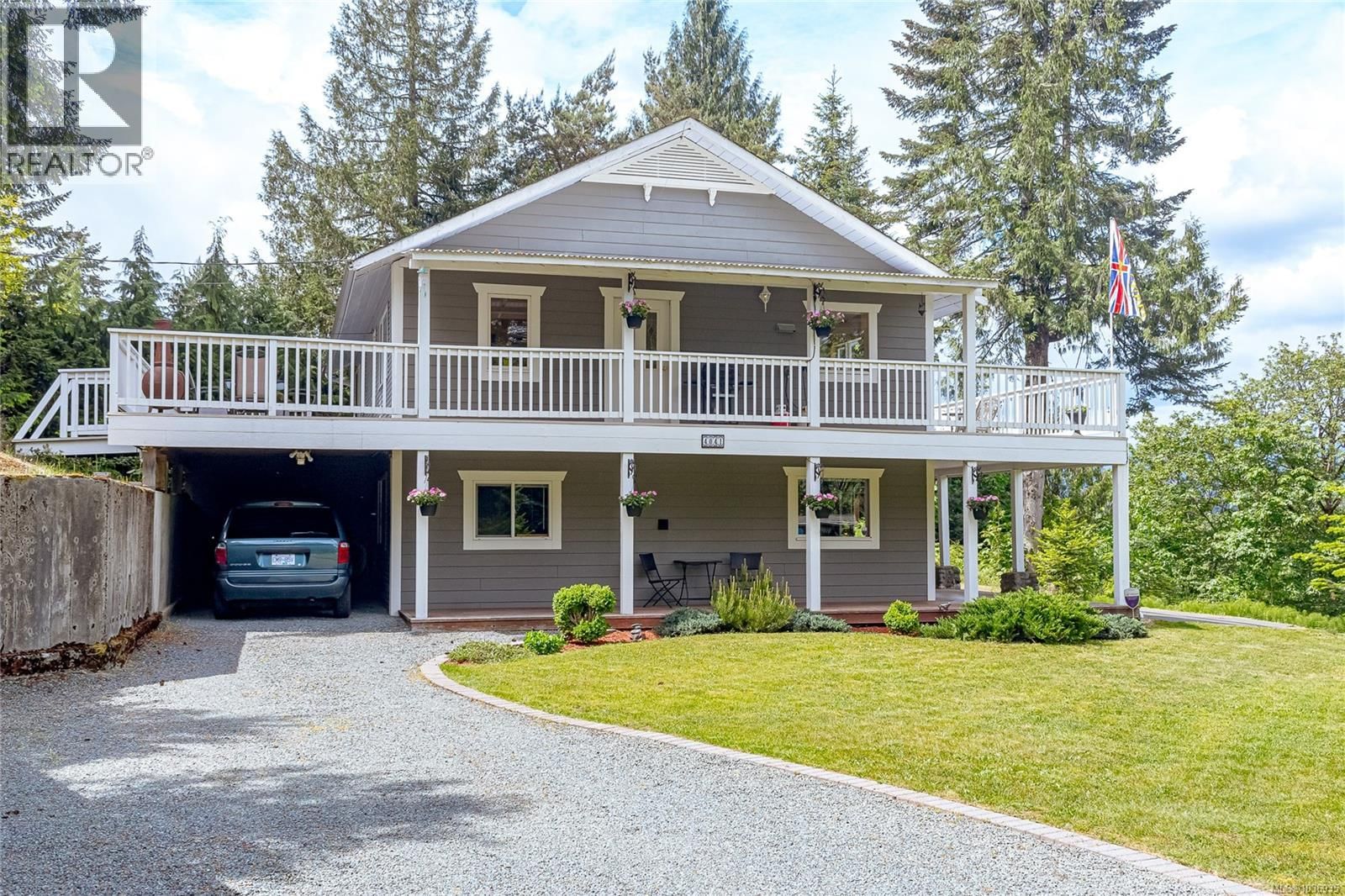 4041 Cambrai Road property photo