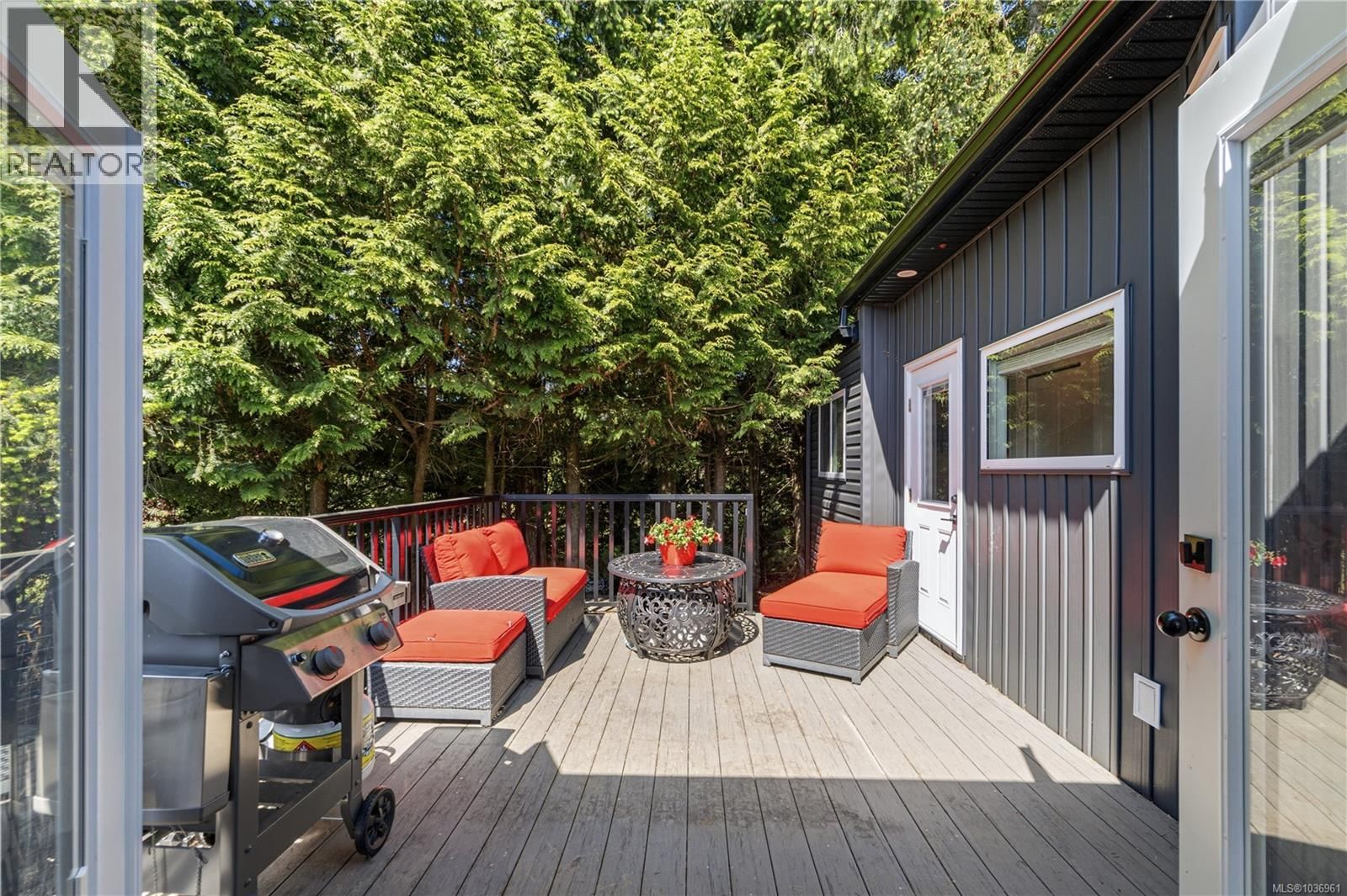 1116 Woss Lake Drive property photo