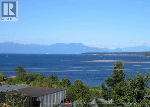 2 911 Haliburton Street property photo