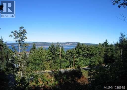 2 911 Haliburton Street property photo
