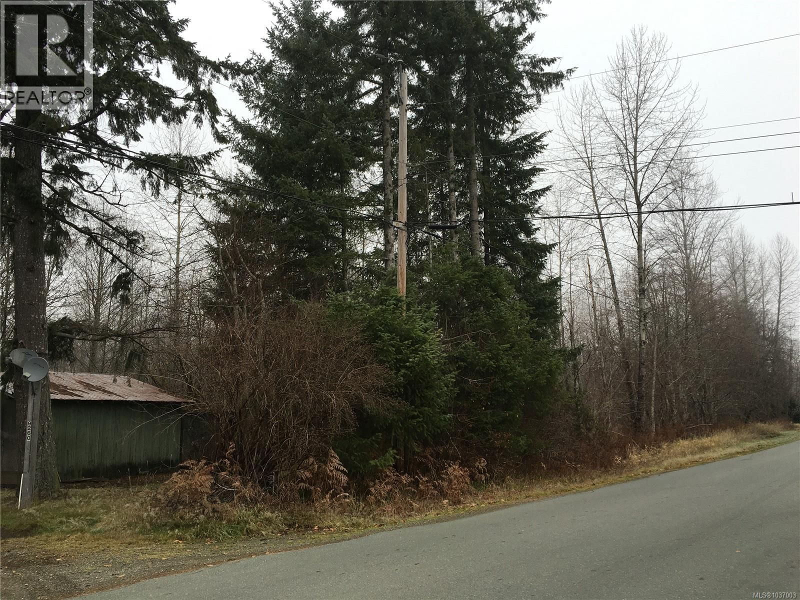 3476 MacAulay Road