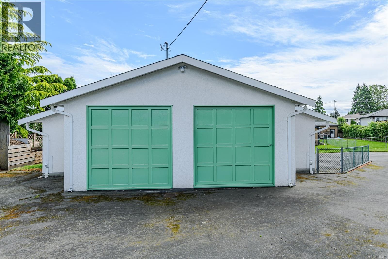 3785 Raymond Street property photo