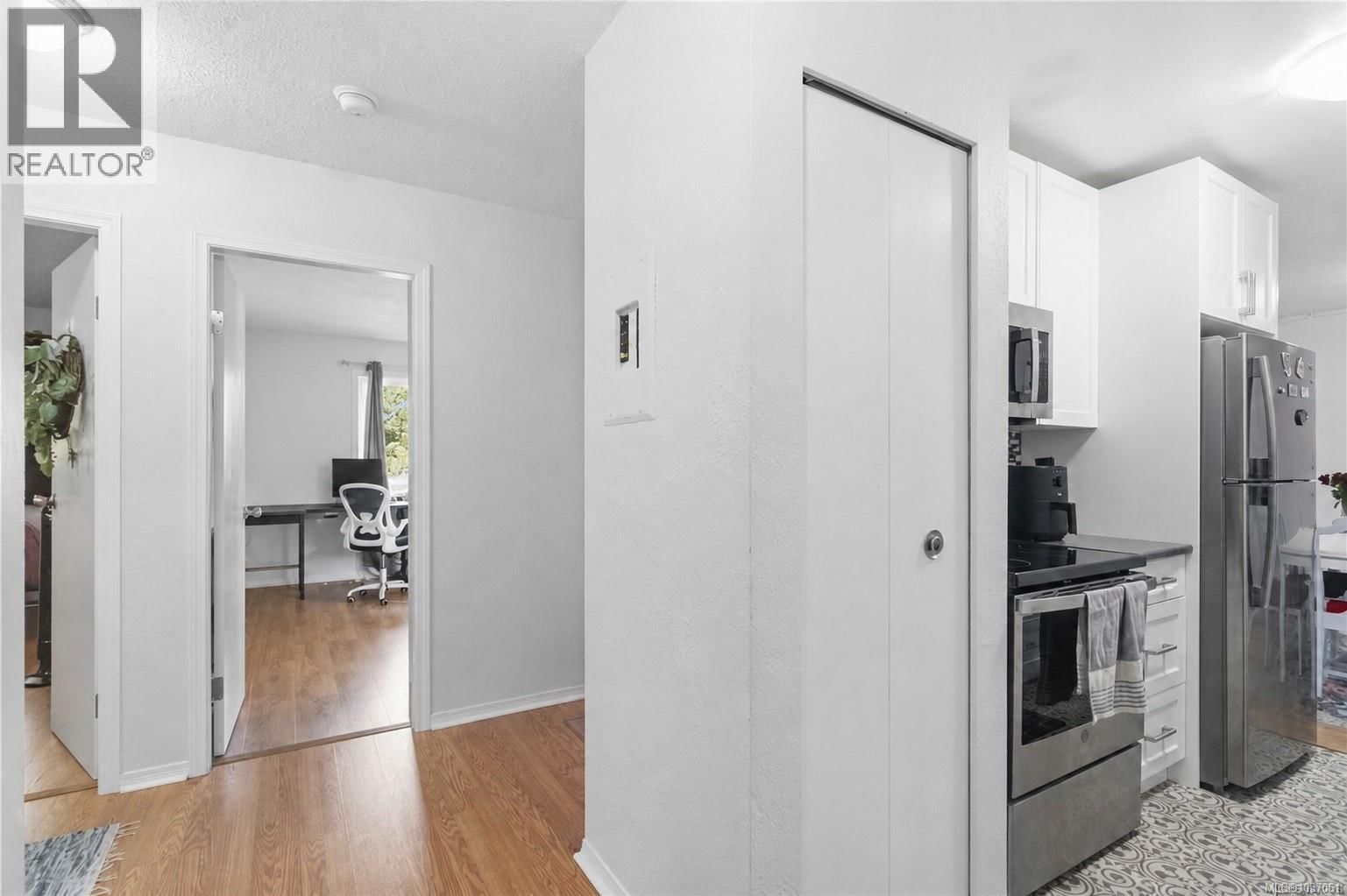 314 3235 Quadra Street property photo