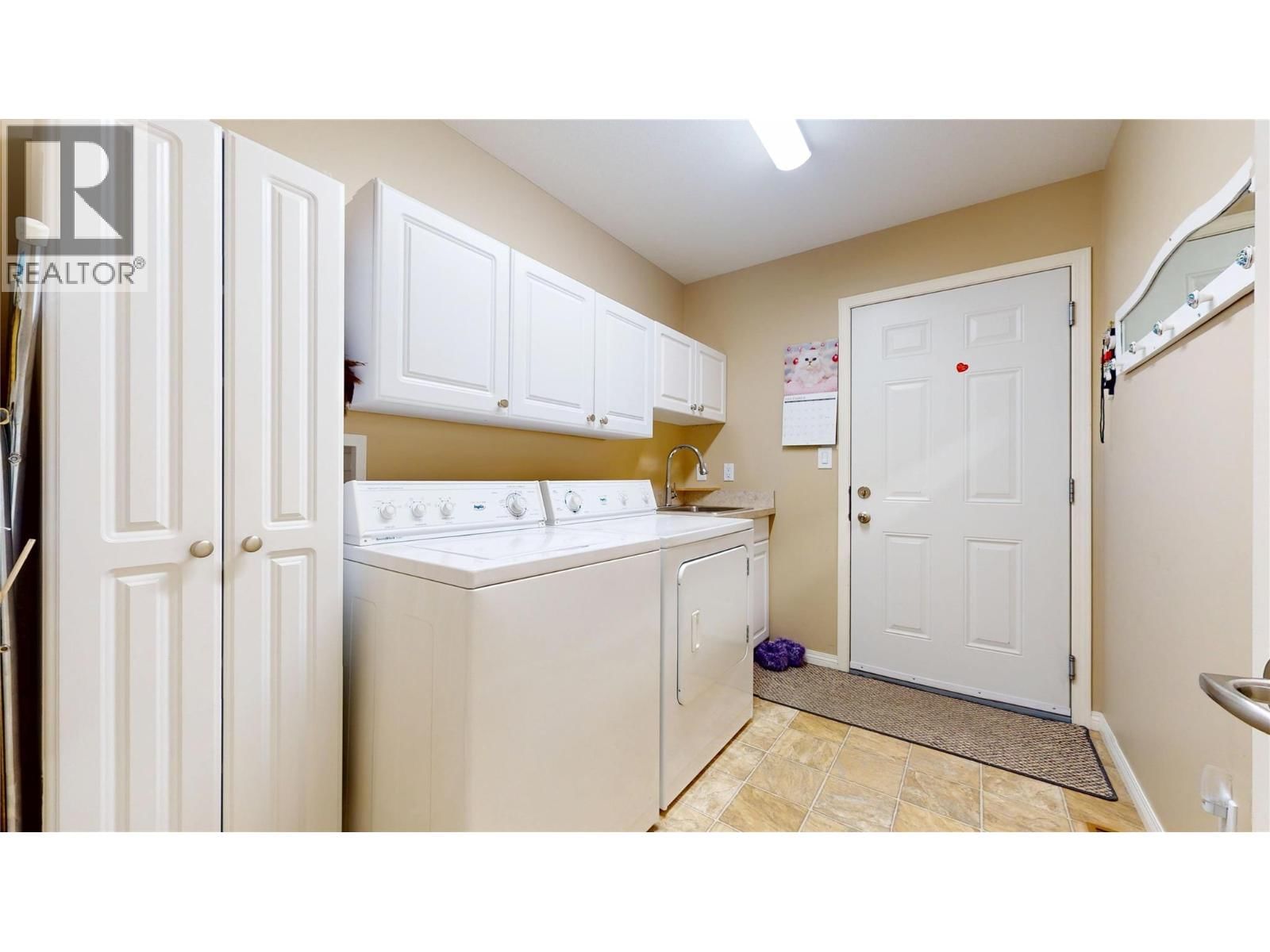 127 - 2100 13TH STREET SOUTH Image 14