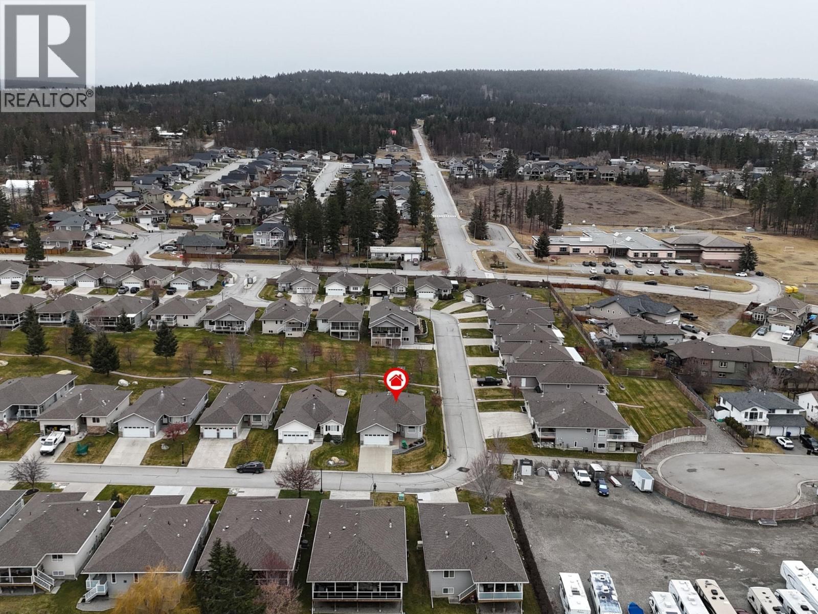 127 - 2100 13TH STREET SOUTH Image 2