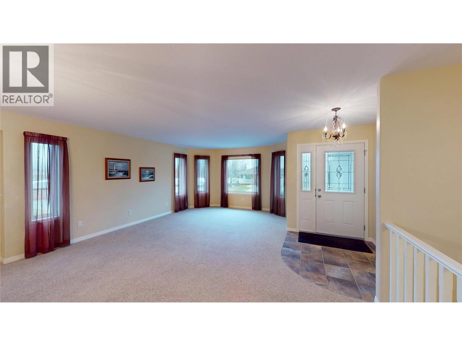 127 - 2100 13TH STREET SOUTH Image 4