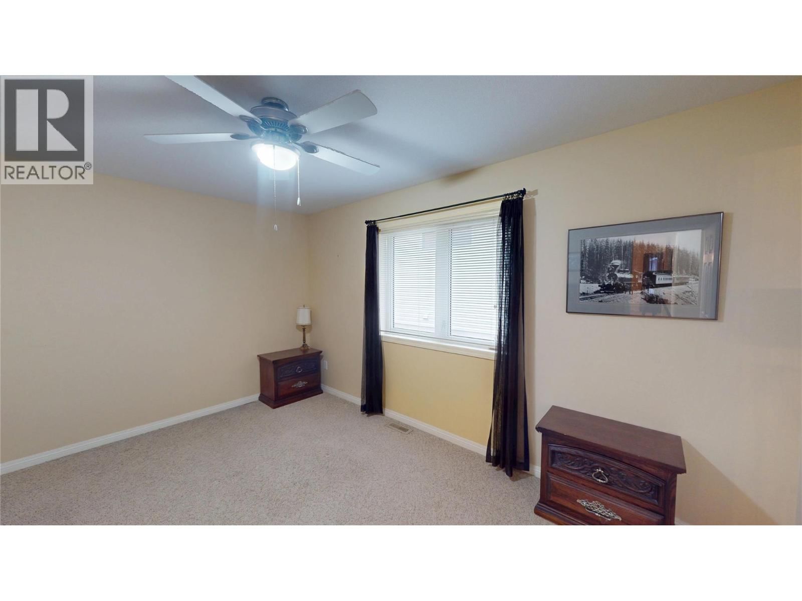 127 - 2100 13TH STREET SOUTH Image 9