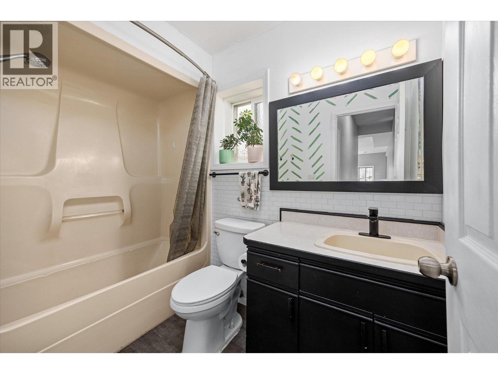 5373 BUCHANAN ROAD Image 42