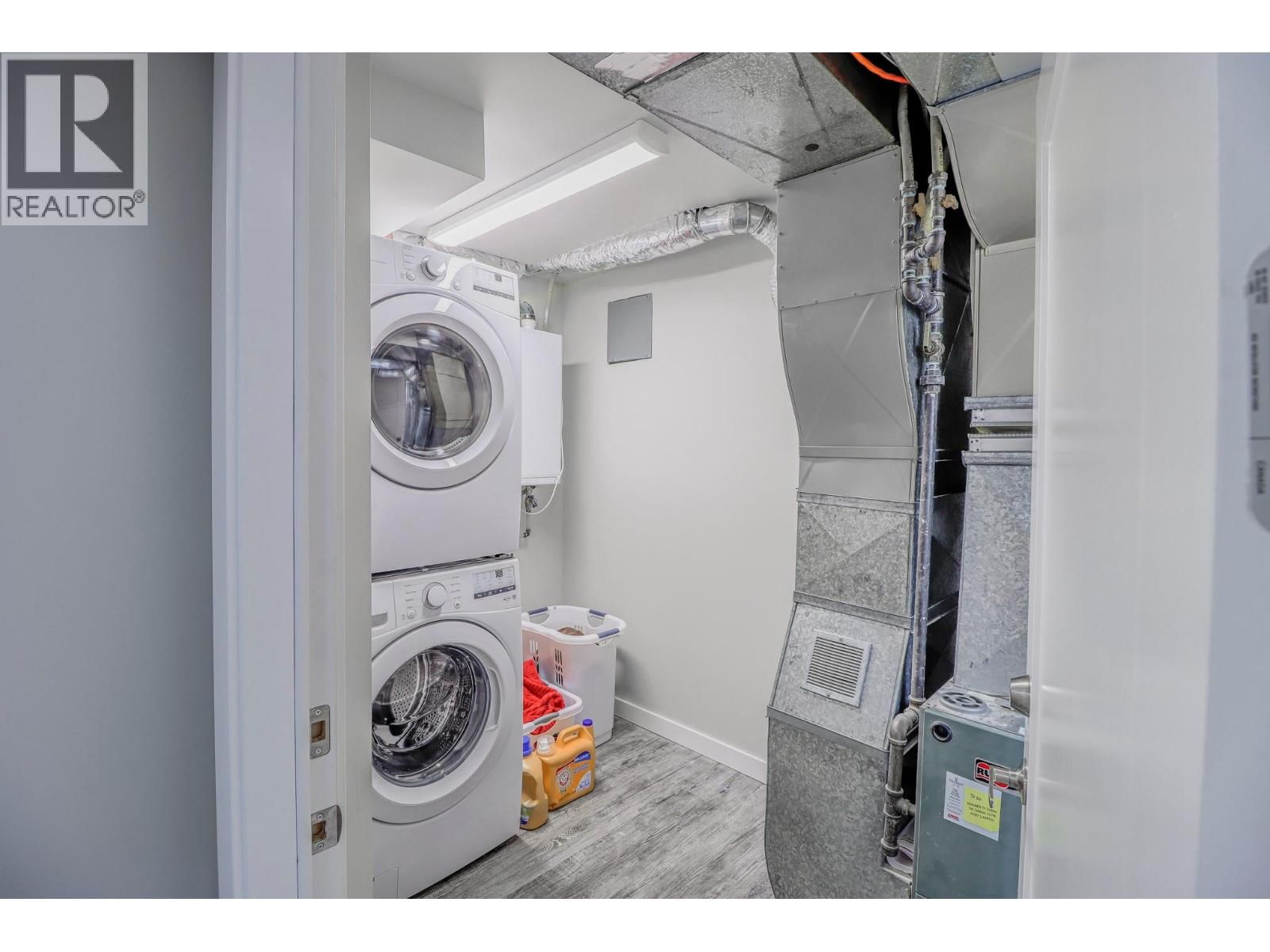 1405 2A AVENUE SOUTH Image 35