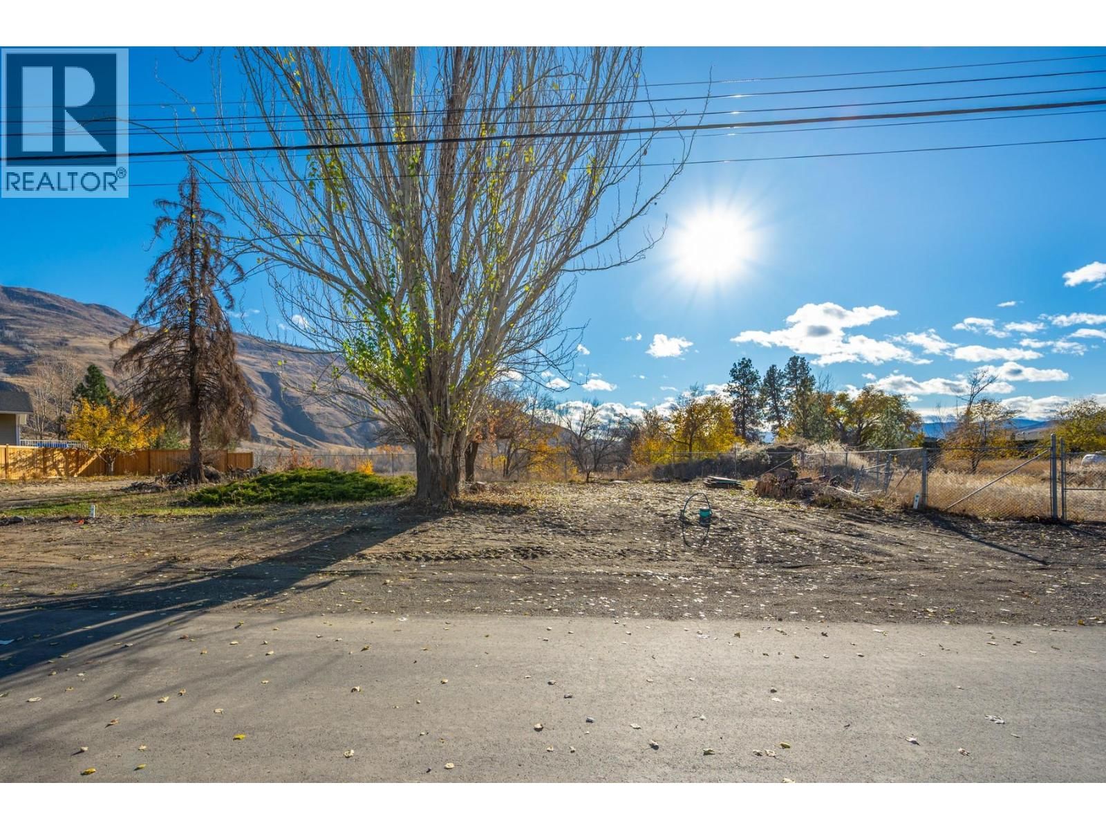 609 Porterfield Road, Kamloops, British Columbia V2B 6M5