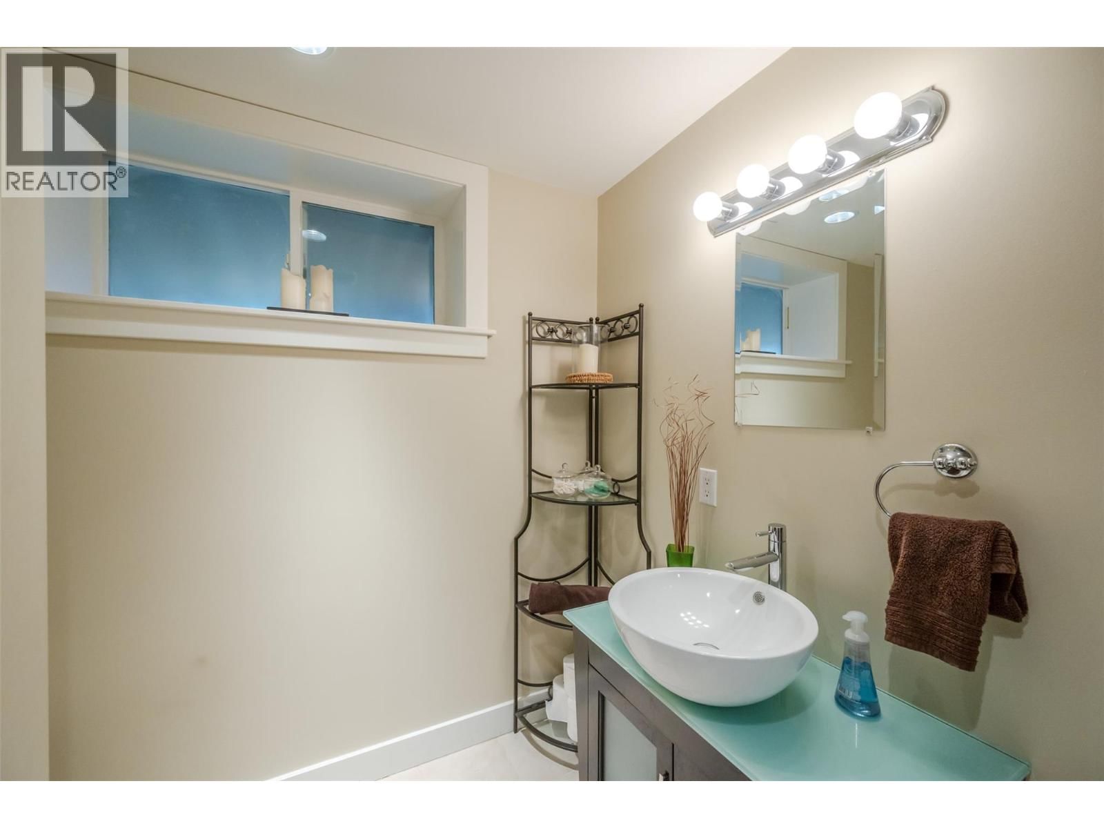 5545 SAWMILL ROAD Image 38